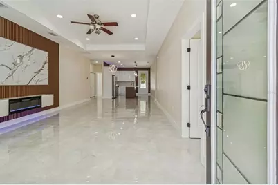 706 Lexington Boulevard, Tampa, FL 33612 - Photo 6