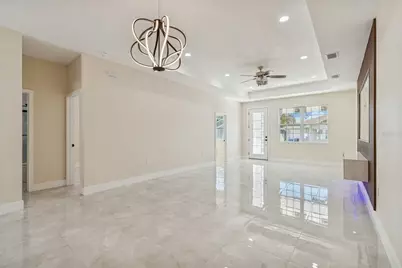 706 Lexington Boulevard, Tampa, FL 33612 - Photo 10