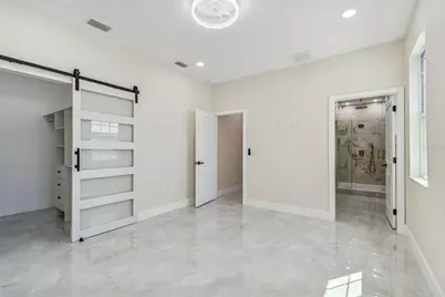 706 Lexington Boulevard, Tampa, FL 33612 - Photo 34