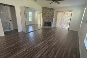 10121 Lake Oak Cir, Tampa, FL 33624 - Photo 26