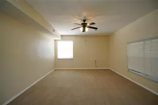 10905 Capstan Lake Dr, Riverview, FL 33579 - Photo 10