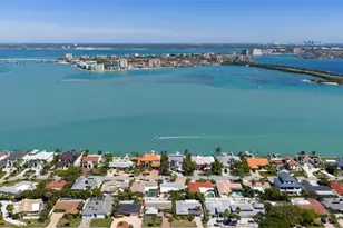 290 1st St W, Tierra Verde, FL 33715 - Photo 58