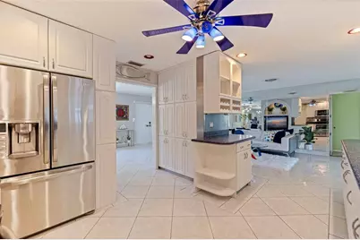 290 1st Street W, Tierra Verde, FL 33715 - Photo 20