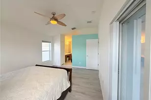 8415 Canterbury Lake Blvd, Tampa, FL 33619 - Photo 16