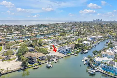 2129 Bayou Grande Boulevard NE, Saint Petersburg, FL 33703 - Photo 8