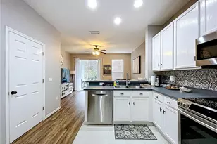 12711 Sunland Ct, Tampa, FL 33625 - Photo 8