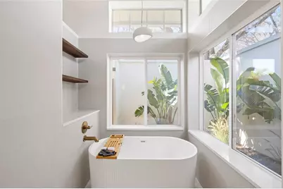 512 Crystal Grove Boulevard, Lutz, FL 33548 - Photo 32