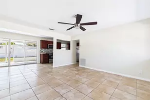 4418 W Fairview Heights, Tampa, FL 33616 - Photo 4