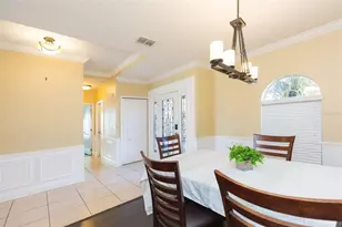 13330 Waterford Castle Dr, Dade City, FL 33525 - Photo 4