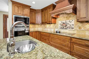 1944 Levine Ln, Clearwater, FL 33760 - Photo 18