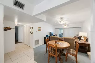 9945 47th Ave N, Saint Petersburg, FL 33708 - Photo 6