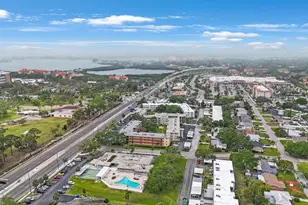 9945 47th Ave N, Saint Petersburg, FL 33708 - Photo 28