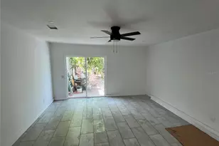 6138 Oak Cluster Cir, Tampa, FL 33634 - Photo 2