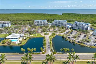 2333 Feather Sound Dr, Clearwater, FL 33762 - Photo 4
