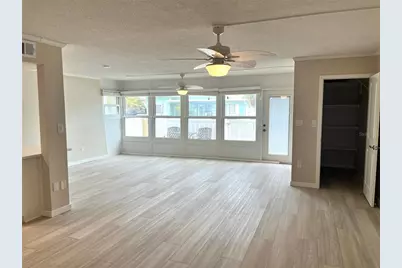 661 Poinsettia Avenue #109, Clearwater Beach, FL 33767 - Photo 6