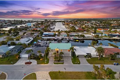3505 Seaway Drive, New Port Richey, FL 34652 - Photo 2