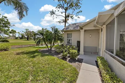 1122 Golfview Woods Drive #1122, Sun City Center, FL 33573 - Photo 6