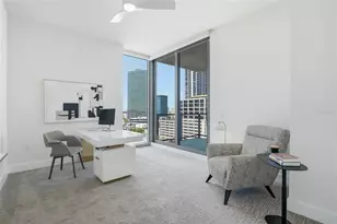 301 1st St S, Saint Petersburg, FL 33701 - Photo 10