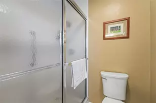 312 Thorn Hill Pl, Sun City Center, FL 33573 - Photo 18