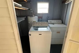 354 King Palm St, Largo, FL 33778 - Photo 6