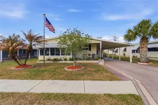 5533 Regal Way, Zephyrhills, FL 33541 - Photo 1