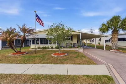 5533 Regal Way, Zephyrhills, FL 33541 - Photo 2