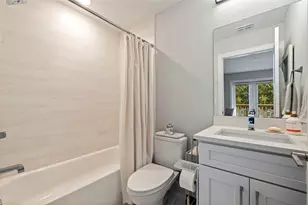 4749 Legacy Park Dr, Tampa, FL 33611 - Photo 14