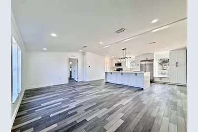 37466 Phelps Road, Zephyrhills, FL 33541 - Photo 8