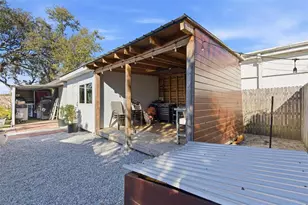 8907 N Tampa St, Tampa, FL 33604 - Photo 28