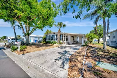 123 S Saint Thomas Circle, Apollo Beach, FL 33572 - Photo 1