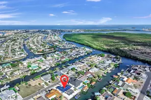 6515 Santiago Ct, Apollo Beach, FL 33572 - Photo 6