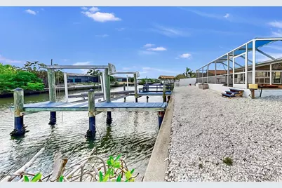 6515 Santiago Court, Apollo Beach, FL 33572 - Photo 36