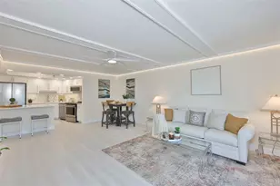 7430 Sunshine Skyway Ln S, Saint Petersburg, FL 33711 - Photo 12