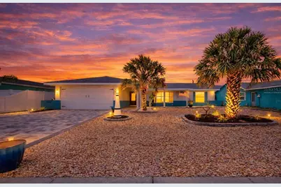 6512 Senegal Palm Way, Apollo Beach, FL 33572 - Photo 2
