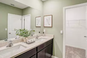 32537 Midsummer Night Ln, Wesley Chapel, FL 33543 - Photo 6