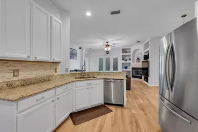 16315 Bridgelawn Avenue, Lithia, FL 33547 - Photo 12