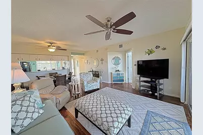 6205 Shoreline Drive #1305, Saint Petersburg, FL 33708 - Photo 8