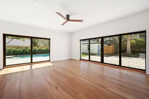 800 17th Ave N, Saint Petersburg, FL 33704 - Photo 26