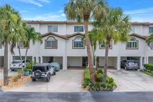 117 Yacht Club Ln, Tierra Verde, FL 33715 - Photo 2