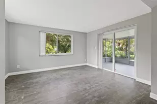 6120 Westport Dr, Port Richey, FL 34668 - Photo 18