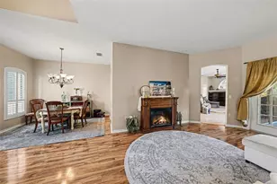 12251 Creek Edge Dr, Riverview, FL 33579 - Photo 8