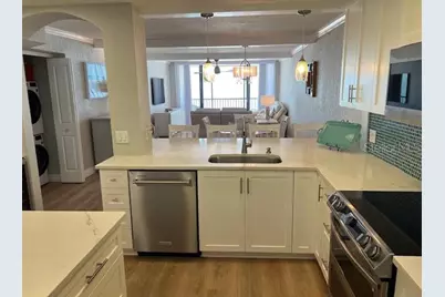 18304 Gulf Boulevard #418, Redington Shores, FL 33708 - Photo 12