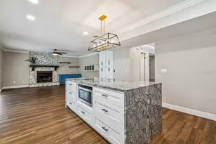 4323 Honey Vista Cir, Tampa, FL 33624 - Photo 18