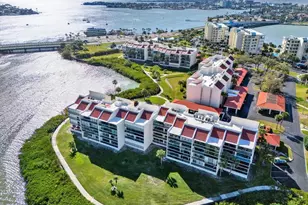 7867 Sailboat Key Blvd S, South Pasadena, FL 33707 - Photo 4