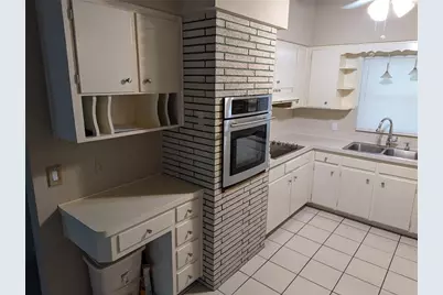 6517 Walton Way, Tampa, FL 33610 - Photo 14