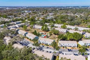 2437 Lake Woodberry Cir, Brandon, FL 33510 - Photo 70