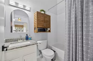 2437 Lake Woodberry Cir, Brandon, FL 33510 - Photo 38