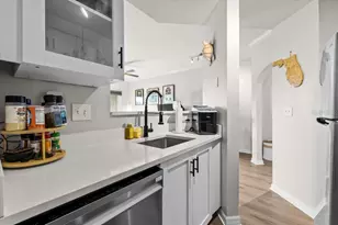 501 Knights Run Ave, Tampa, FL 33602 - Photo 10