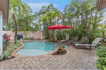 201 54th Street, Holmes Beach, FL 34217 - Photo 30