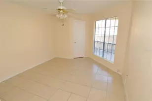 8627 Fancy Finch Dr, Tampa, FL 33614 - Photo 38